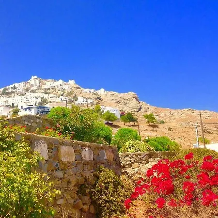 Apollo Serifos Town